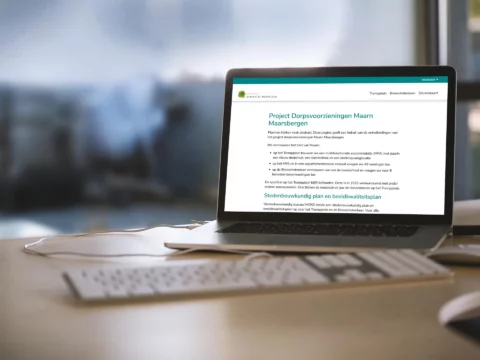 Impressie van homepage Project Maarn Maarsbergen op een scherm.
