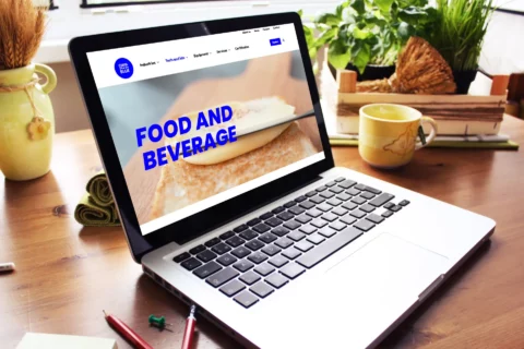 Impressie van homepage MCS Diagnostics op een scherm.